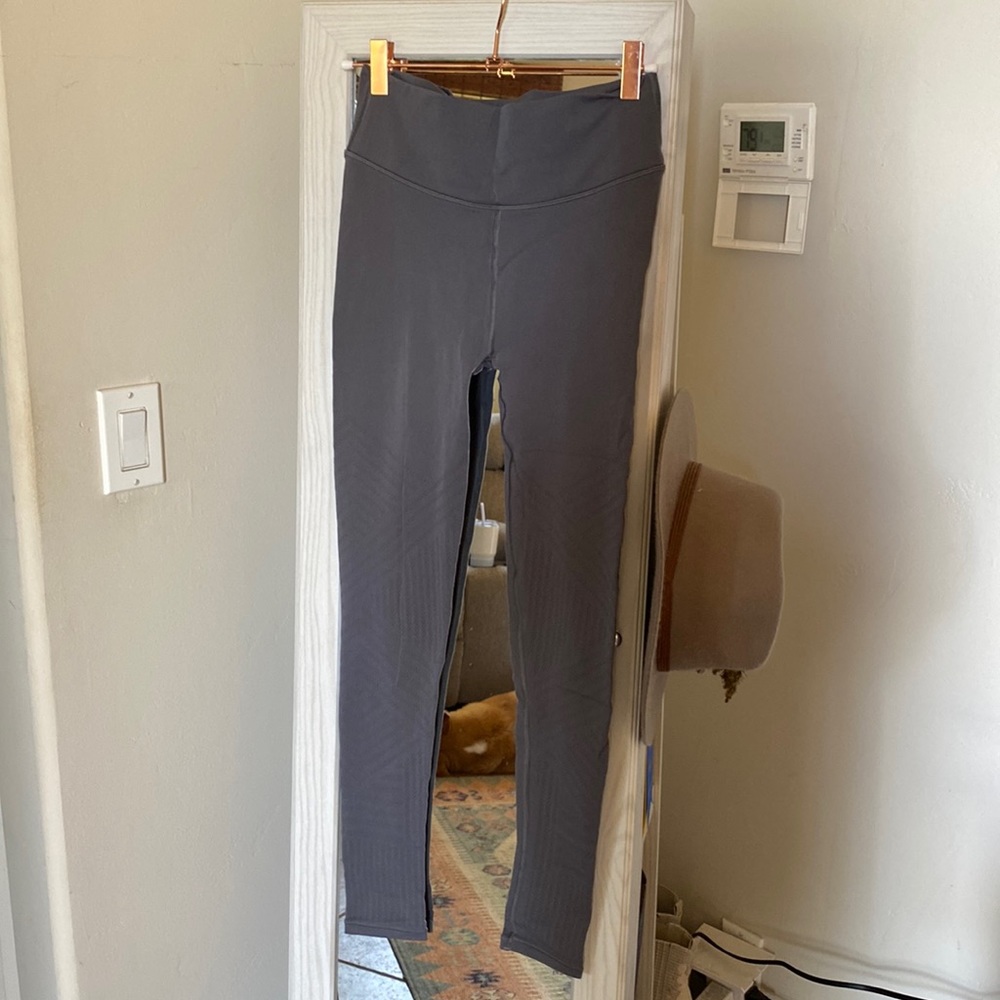 lululemon Reveal 25” leggings